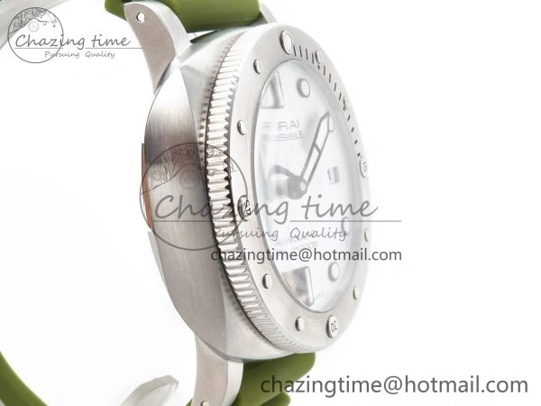 Stretchable PAM1226 V SS TTF 1:1 Best Edition on Green Rubber Strap P 8322