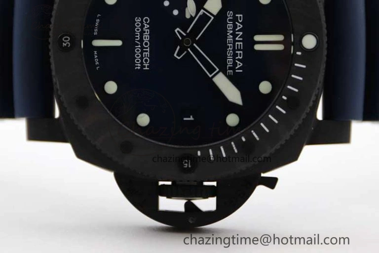PAM1232 QuarantaQuattro Blu Abisso VSF Best Edition on Blue Rubber Strap P. EasyCare 8352