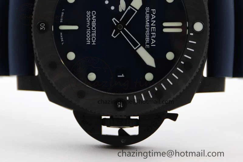 PAM1232 QuarantaQuattro Blu Abisso VSF Best Edition on Blue Rubber Strap P. EasyCare 8352