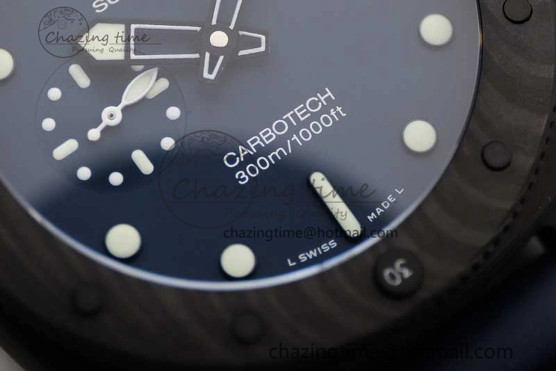 PAM1232 QuarantaQuattro Blu Abisso VSF Best Edition on Blue Rubber Strap P. EasyCare 8352