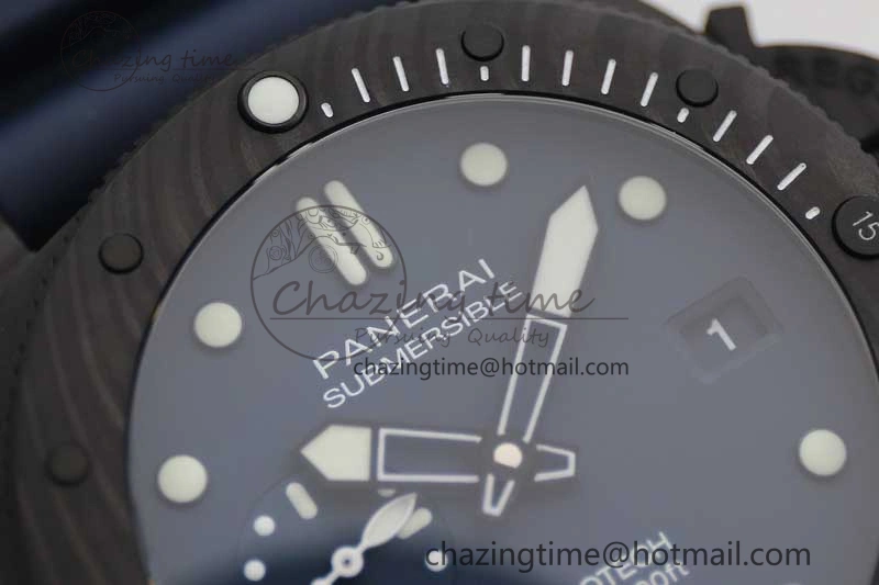 PAM1232 QuarantaQuattro Blu Abisso VSF Best Edition on Blue Rubber Strap P. EasyCare 8352