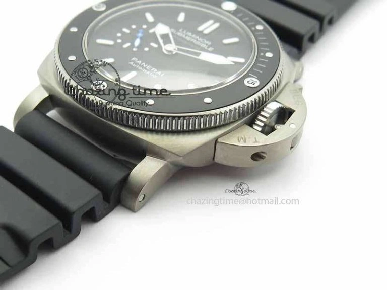 PAM1389 Titanium Lite XF Best Edition Black Dial On Black Rubber Strap P. Durable 8451