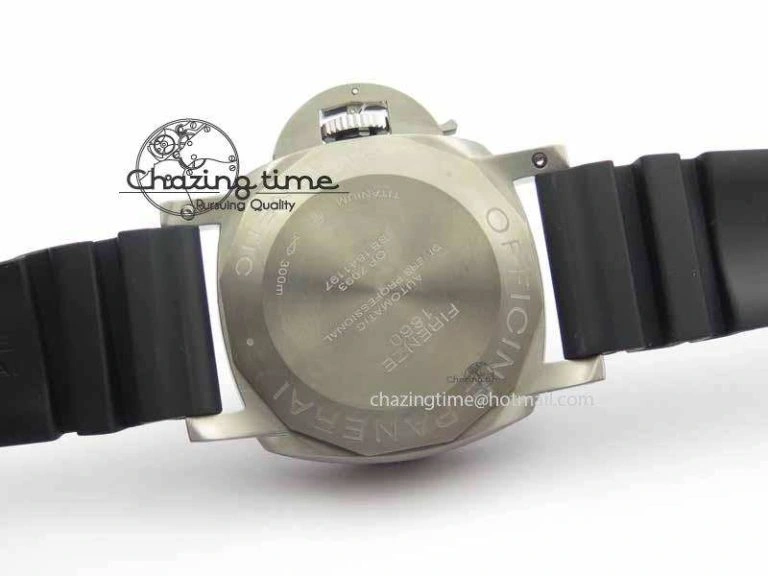 PAM1389 Titanium Lite XF Best Edition Black Dial On Black Rubber Strap P. Durable 8451