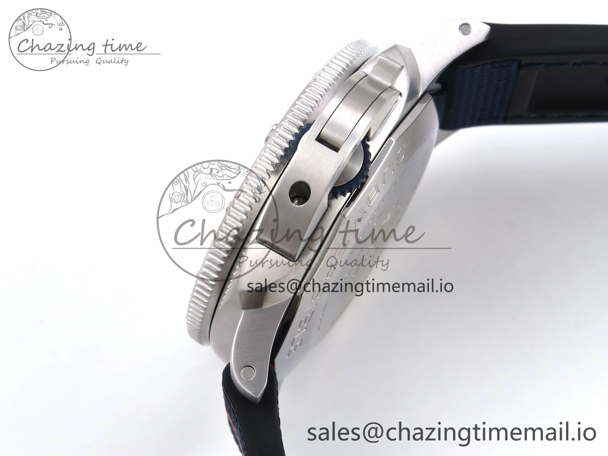 Trendsetting PAM1391 Luna Rossa Submersible VSF 1:1 Best Edition on Blue Fabric Strap P 8304