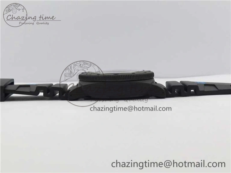 Sophisticated PAM1616 Carbotech 47mm VSF Best Edition Black Dial Blue Markers on Rubber Strap P.9010 Clone 8425