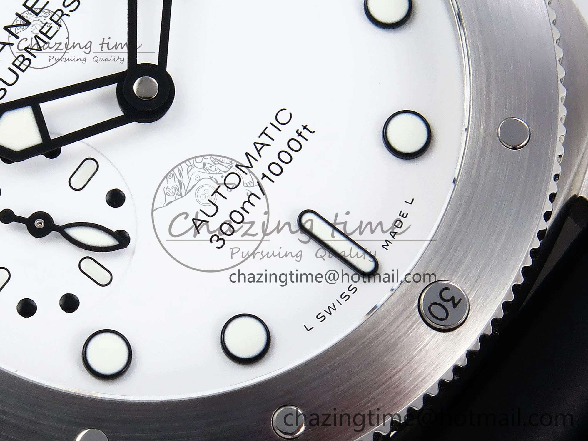 Thermal PAM2223 Luminor Submersible 42mm VSF Best Edition White Dial on Rubber Strap P900 Clone 8318