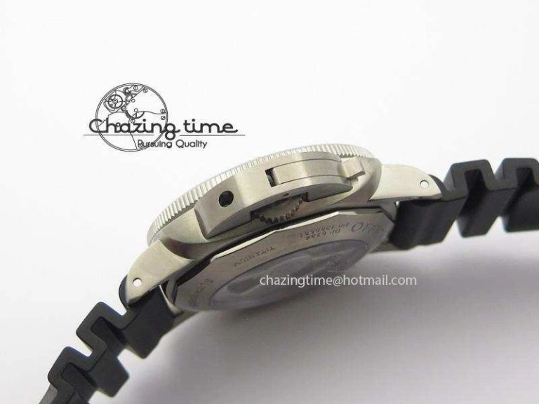 Efficient PAM305 L Titanium Lite V6F 1:1 Best Edition On Black Rubber Strap P 8508