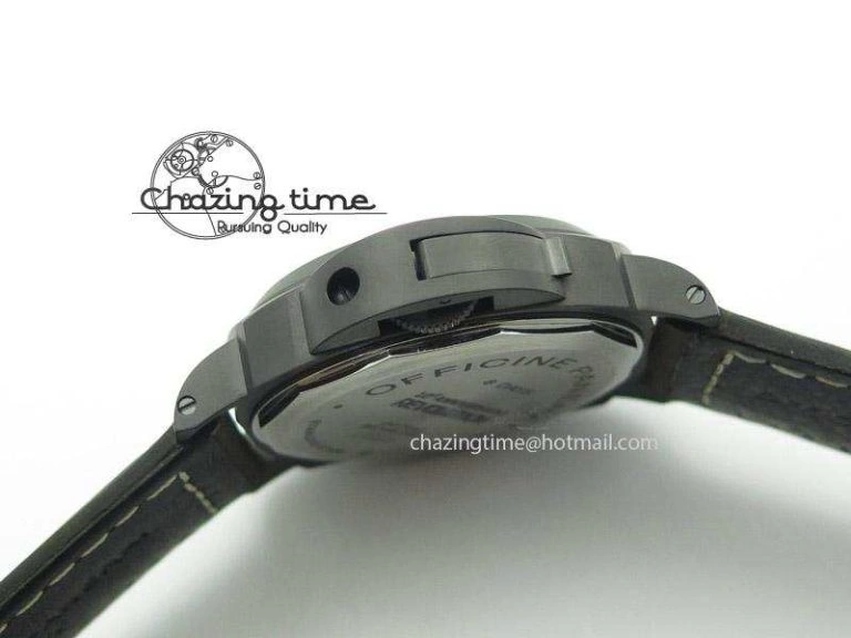 PAM599 Q “Revolution” V6F Limited Edition on Deep Brown Asso Strap P Compact 8589