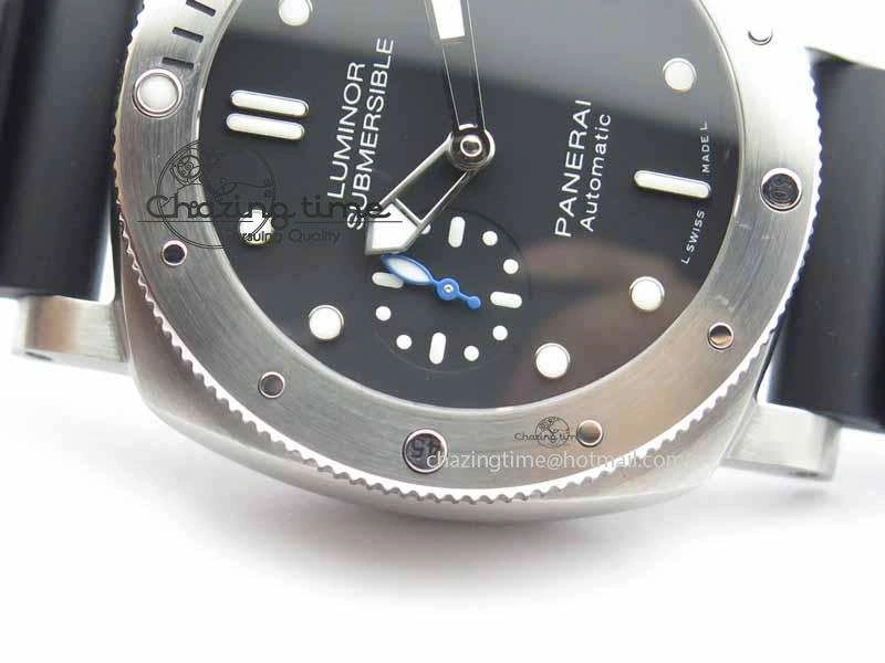 PAM682 Luminor Submersible XF 1:1 Best Edition On Black Rubber Strap P.9010 V Compact 8460