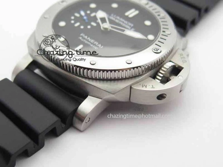PAM682 Luminor Submersible XF 1:1 Best Edition On Black Rubber Strap P.9010 V Compact 8460