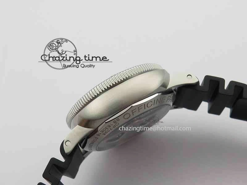 PAM682 Luminor Submersible XF 1:1 Best Edition On Black Rubber Strap P.9010 V Compact 8460