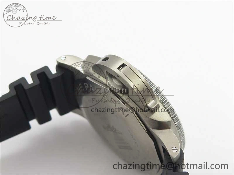 PAM692 T Titanium VSF 1:1 Best Edition on Black Rubber Strap P.9010 Super Clone (Free Nylon Strap) Snug 8410