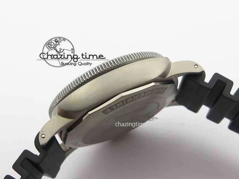 Thermal PAM692 T Titanium XF Best Edition Blue Dial On Black Rubber Strap P. 8450