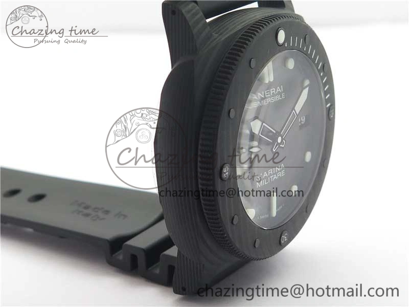 SoftTouch PAM979 Carbotech VSF Best Edition Carbon Dial on Rubber Strap P.9010 Clone (Free Leather Strap) 8404