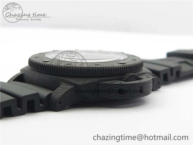 SoftTouch PAM979 Carbotech VSF Best Edition Carbon Dial on Rubber Strap P.9010 Clone (Free Leather Strap) 8404
