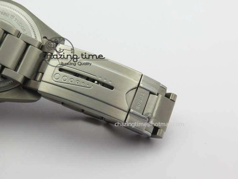 Soft Pelagos LHD ZF 1:1 Best Edition On Titanium Bracelet A2824 (Free Rubber Strap) 9781