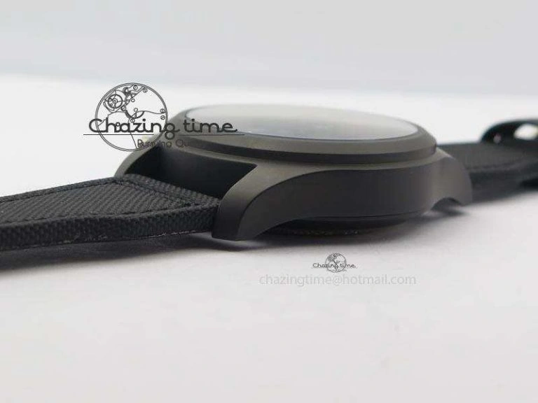 Pilot Chrono IW388003 Real Ceramic V6F Best Edition Green Markers On Black Nylon Strap A Contemporary 7283