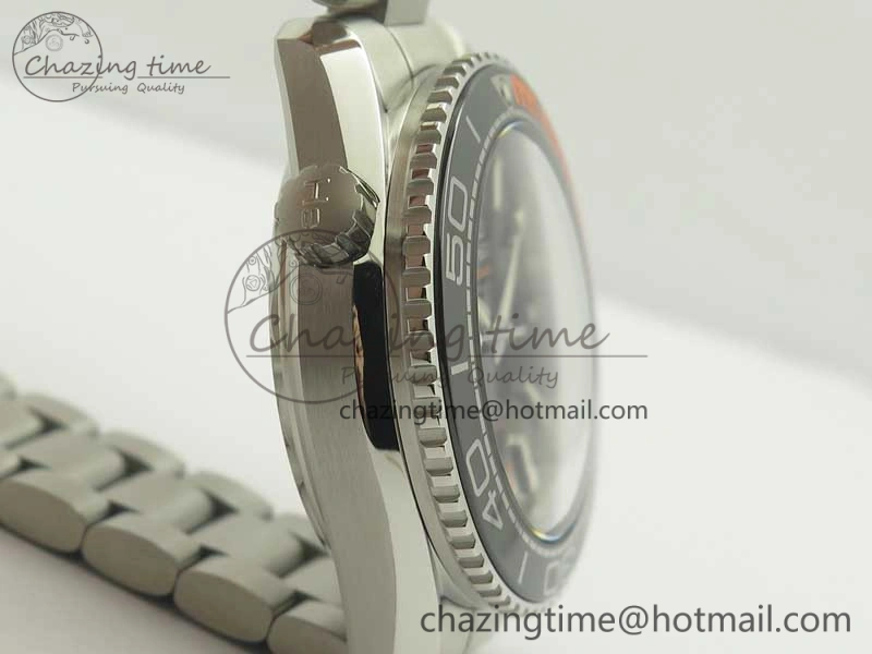 Planet Ocean 2016 43.5mm SS Black Orange Bezel OM 1:1 Best Edition Black Dial on SS Bracelet A8900 V BestValue 8027