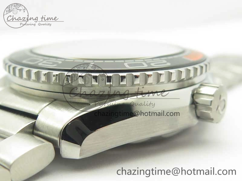 Planet Ocean 2016 43.5mm SS Black Orange Bezel OM 1:1 Best Edition Black Dial on SS Bracelet A8900 V BestValue 8027