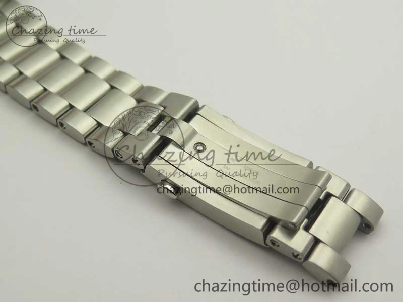 Planet Ocean 2016 43.5mm SS Blue Bezel OM 1:1 Best Edition Blue Dial on SS Bracelet A8900 V FreshLook 8029