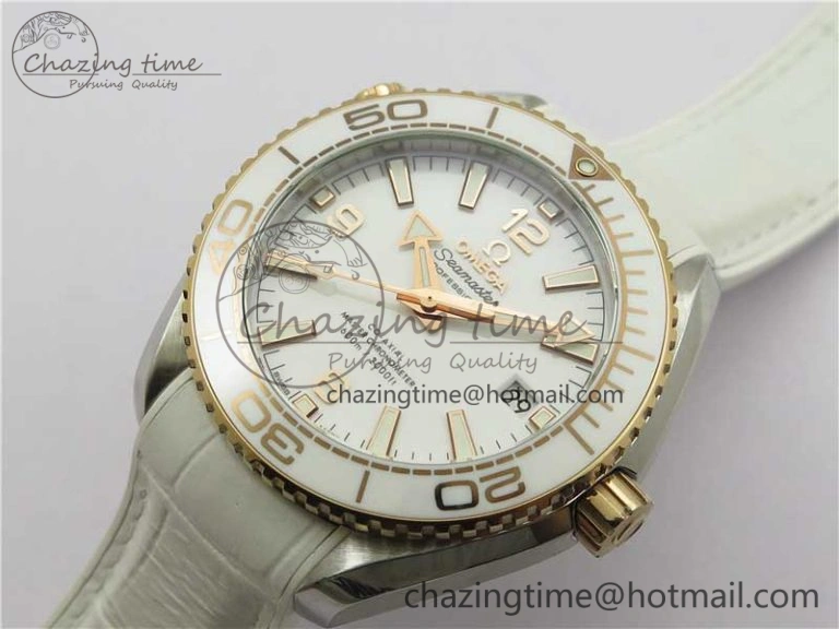 OnTrend Planet Ocean 39.5mm SS RG VSF 1:1 Best Edition White Dial on White Leather Strap A 7895