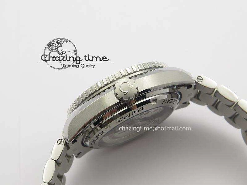 Planet Ocean GMT 43.5mm V6F Goodplanet Orange Marker Blue Dial On SS Bracelet A Lightweight 8215