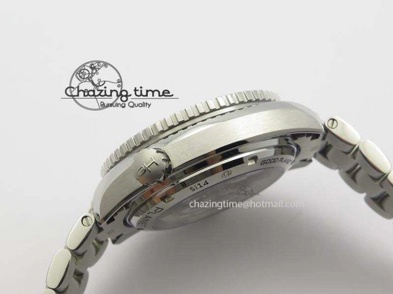 Planet Ocean GMT 43.5mm V6F Goodplanet Orange Marker Blue Dial On SS Bracelet A Lightweight 8215