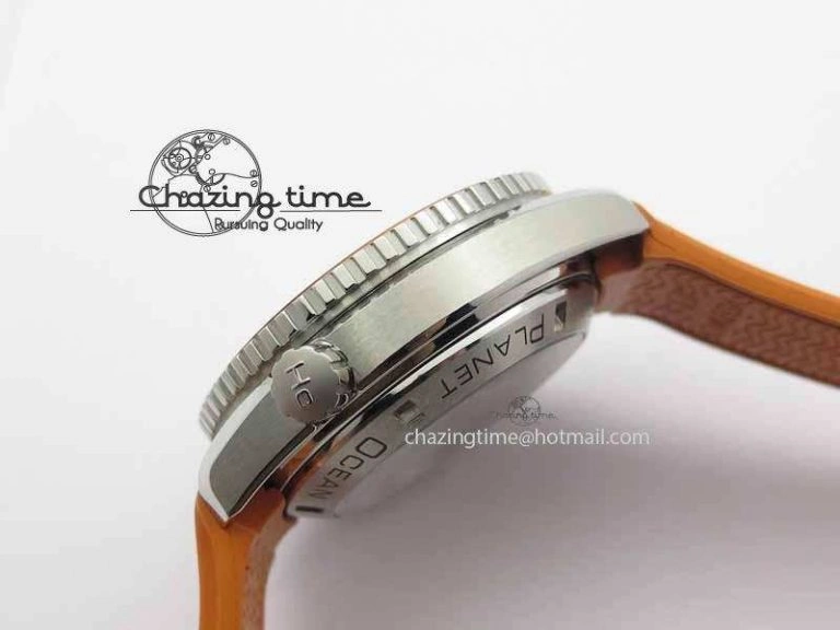 Planet Ocean Master Chrono 45mm SS OM 1:1 Best Edition Black Dial On Orange Rubber Strap A Sleek 8170