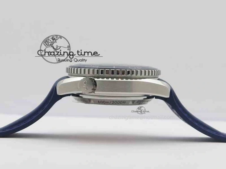 OdorResistant Planet Ocean Master Chrono 45mm SS OM 1:1 Best Edition Blue Dial On Blue Rubber Strap A 8172
