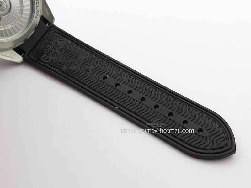 WellDesigned Planet Ocean Master Chronometer SS OM 1:1 Best Edition Black Dial On Leather Strap A 8173