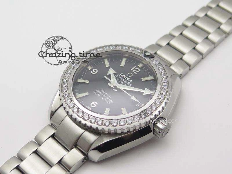 Planet Ocean Professional Diamonds Bezel 42mm V6F Best Edition On SS Bracelet A HighQuality 8264