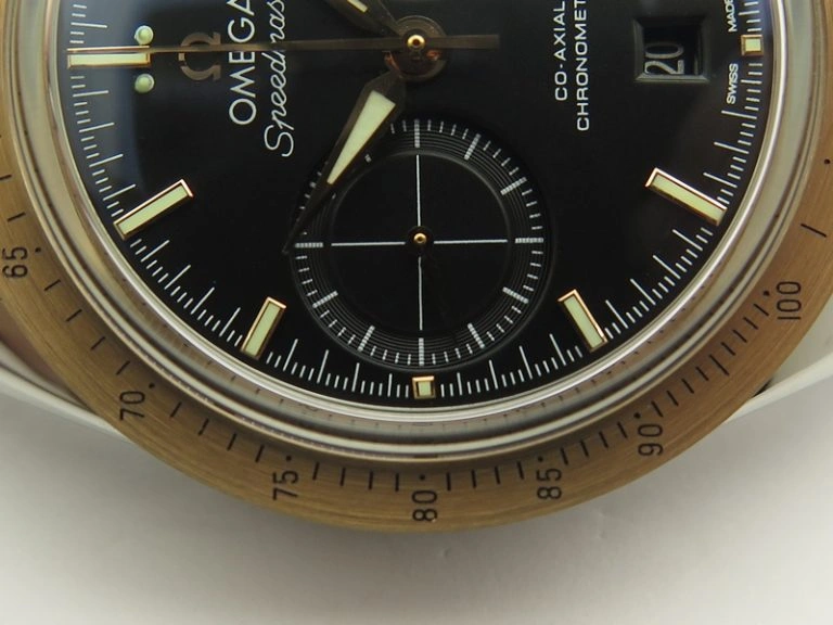 Planet Ocean Professional SS V6F 37mm Ladies Ceramic Bezel On Black Leather Strap A Modern 8257