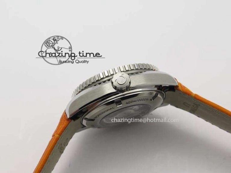 Planet Ocean Professional SS V6F 37mm Ladies Orange Bezel On Orange Leather Strap A Seasonal 8255