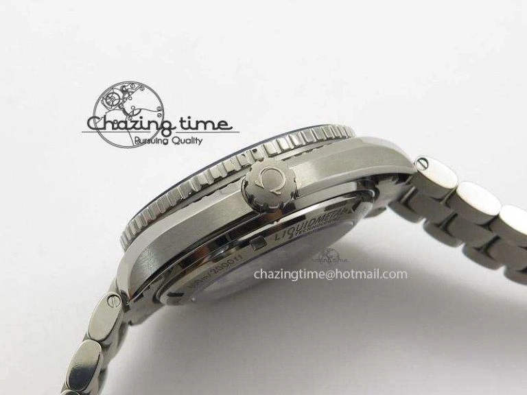 SoftTouch Planet Ocean Professional Titanium V6F Best Edition 45mm on Titanium Bracelet A 8280
