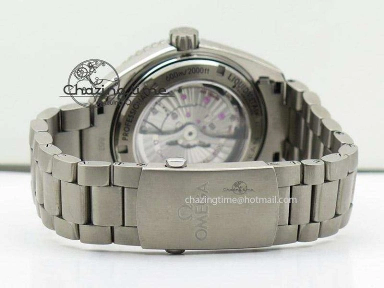 SoftTouch Planet Ocean Professional Titanium V6F Best Edition 45mm on Titanium Bracelet A 8280