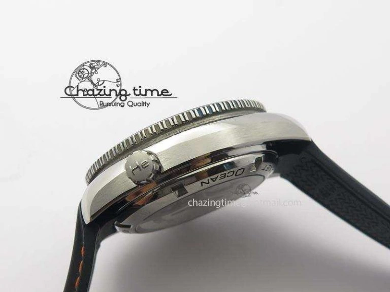 WeatherProof Planet Ocean SS Bp Maker 45mm Black Bezel Orange Numbers On Black Rubber Strap A 8220