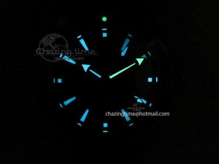 OnTrend Planet Ocean SS GMT Black Dial Silver Markers On Black Rubber Strap A 8256