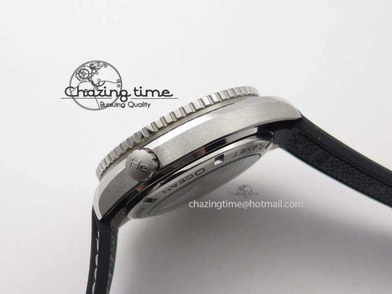 OnTrend Planet Ocean SS GMT Black Dial Silver Markers On Black Rubber Strap A 8256
