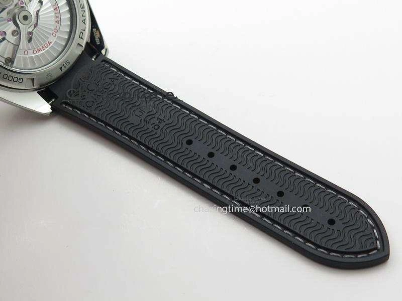OnTrend Planet Ocean SS GMT Black Dial Silver Markers On Black Rubber Strap A 8256