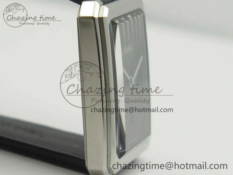 SportInspired Premiere Boy de Chanel LMF 1:1 Best Edition Black Textured Dial on Black Crocodile Strap Jap Quartz 6480