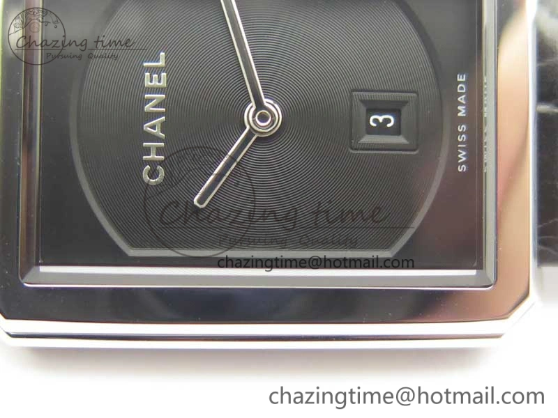 SportInspired Premiere Boy de Chanel LMF 1:1 Best Edition Black Textured Dial on Black Crocodile Strap Jap Quartz 6480