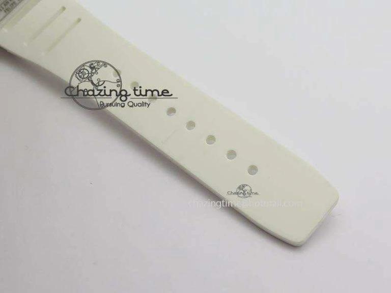 RM011 Felipe Massa White Ceramic DLC RMF White Crown On White Rubber Strap A Trendsetting 9551