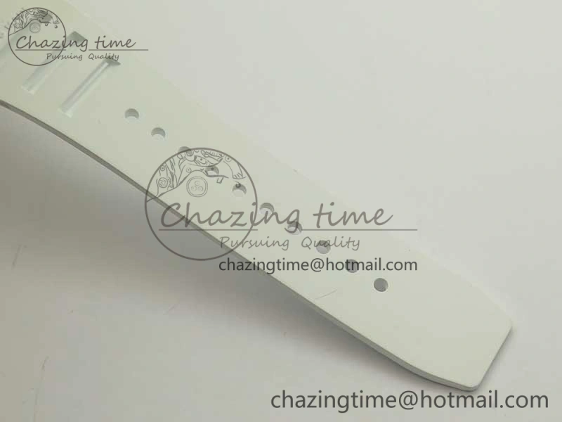 RM035 RG Diamonds Bezel KVF Best Edition Skeleton Dial on White Rubber Strap MIYOTA WaterResistant 9470