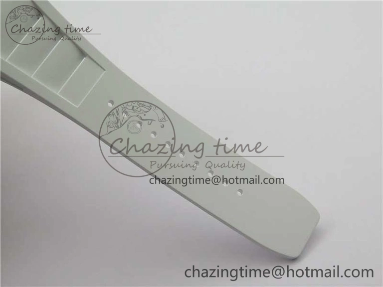 Bold RM055-02 Real NTPT ZF 1:1 Best Edition Skeleton White Dial on White Rubber Strap NH05A V 9393