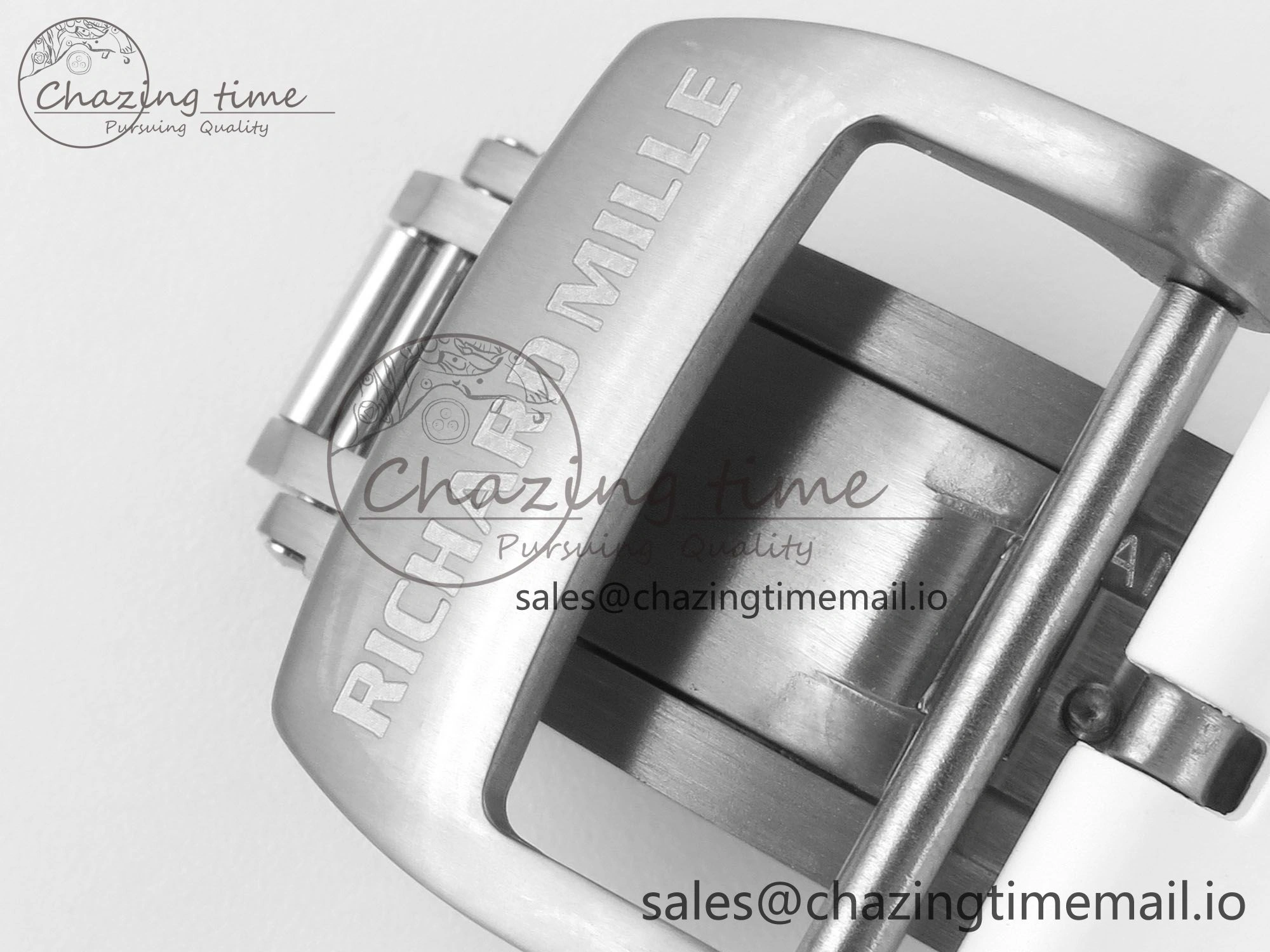 RM055 NTPT KVF 1:1 Best Edition Blue White Inner Bezel Blue Crown on White Rubber Strap RMUL2 Super Clone Affordable 9175