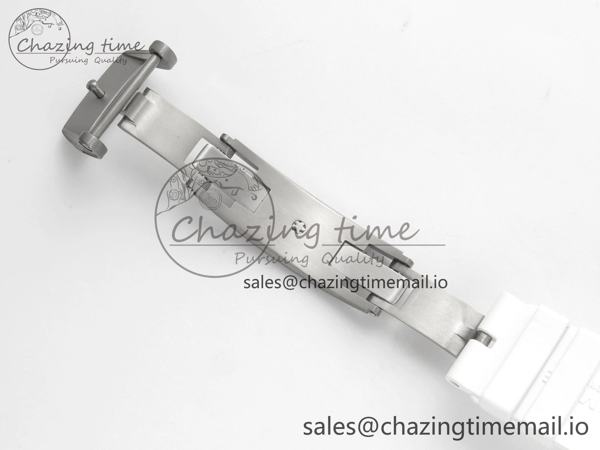 RM055 NTPT KVF 1:1 Best Edition Blue White Inner Bezel Blue Crown on White Rubber Strap RMUL2 Super Clone Affordable 9175