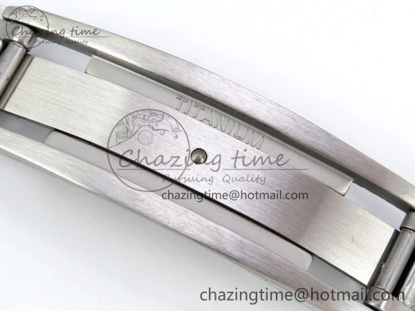RM21-02 Tourbillon White Quartz Fiber Black Carbon RMF Best Edition on Black Rubber Strap SunProtective 9293
