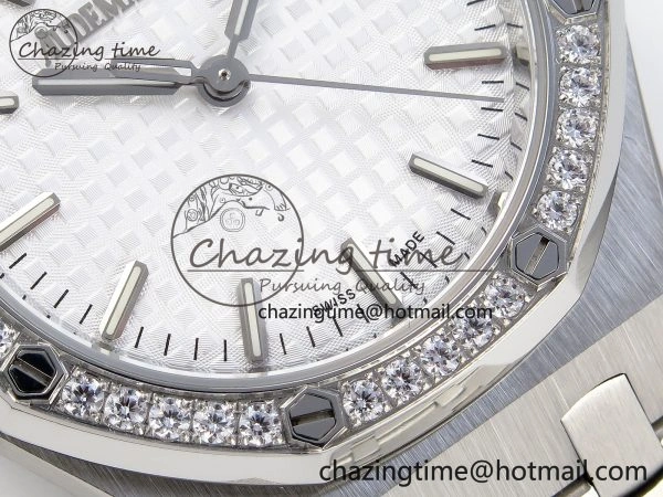 ROYAL OAK 34MM SS BF BEST EDITION WHITE DIAL DIAMONDS BEZEL ON SS BRACELET A SunProtective 10107