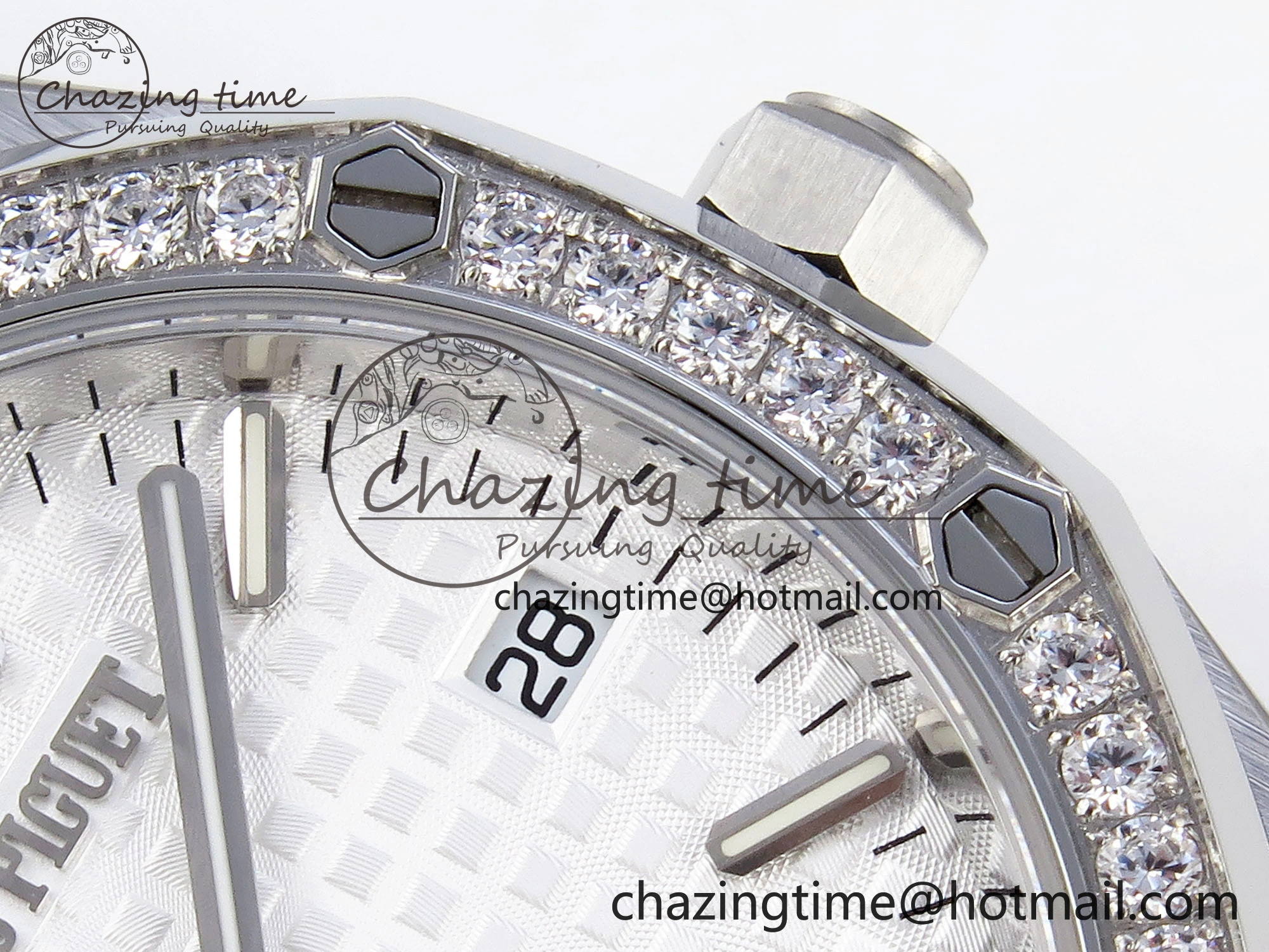 ROYAL OAK 34MM SS BF BEST EDITION WHITE DIAL DIAMONDS BEZEL ON SS BRACELET A SunProtective 10107