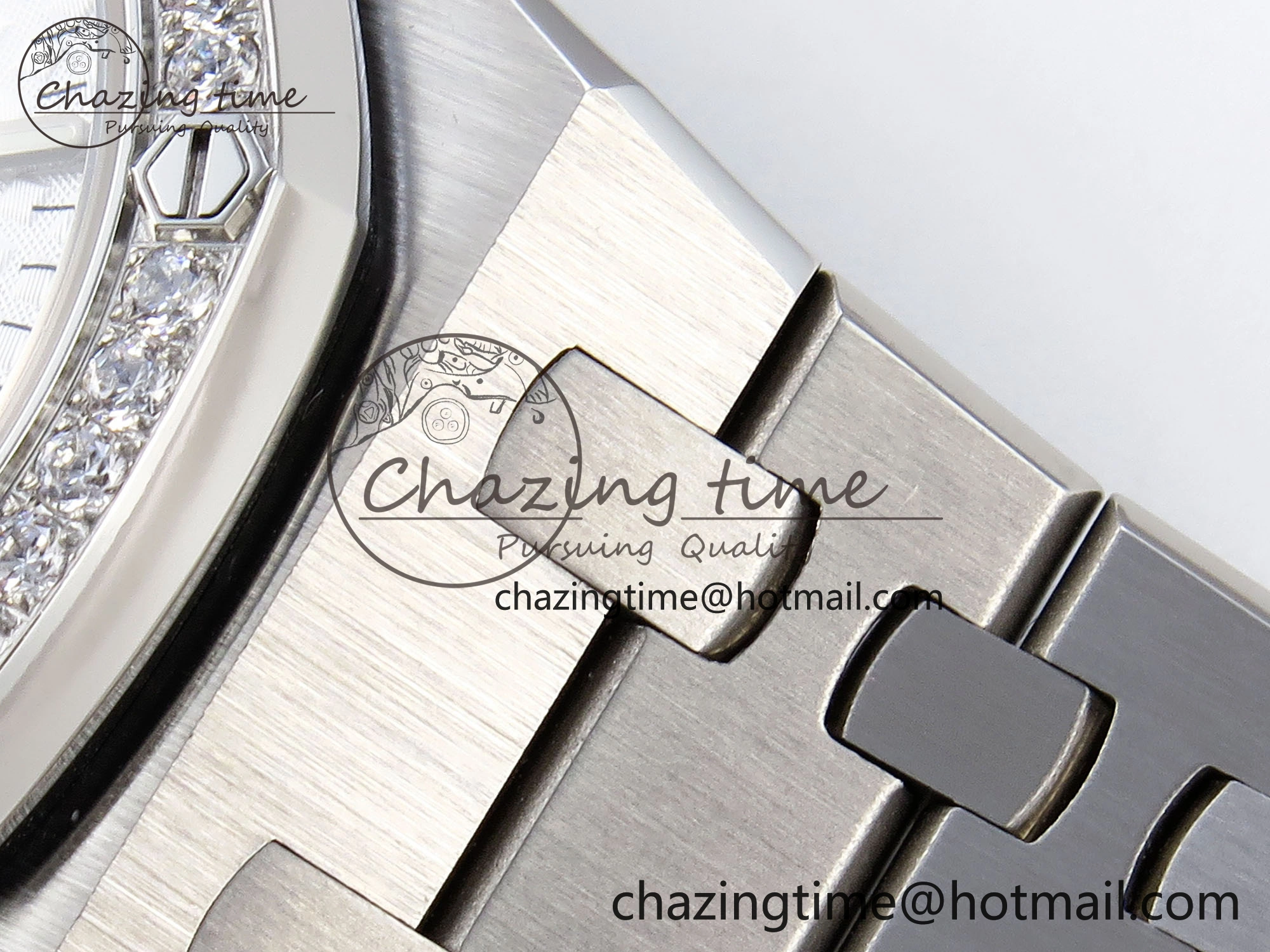 ROYAL OAK 34MM SS BF BEST EDITION WHITE DIAL DIAMONDS BEZEL ON SS BRACELET A SunProtective 10107